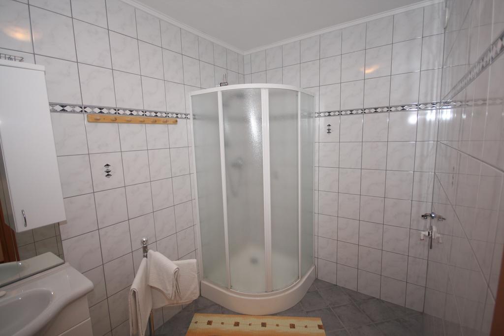 Familiengaestehaus Ingrid Sankt Martin am Tennengebirge Pokoj fotografie