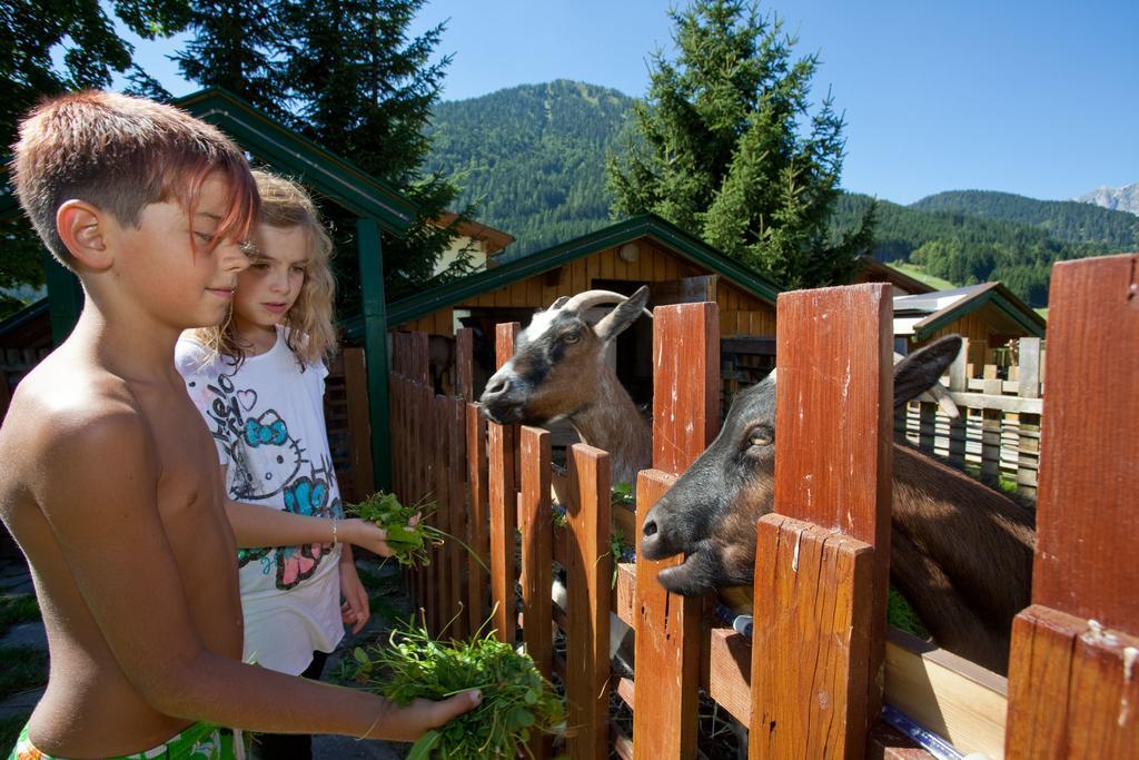 Apartmán Familiengastehaus Ingrid Sankt Martin am Tennengebirge Exteriér fotografie